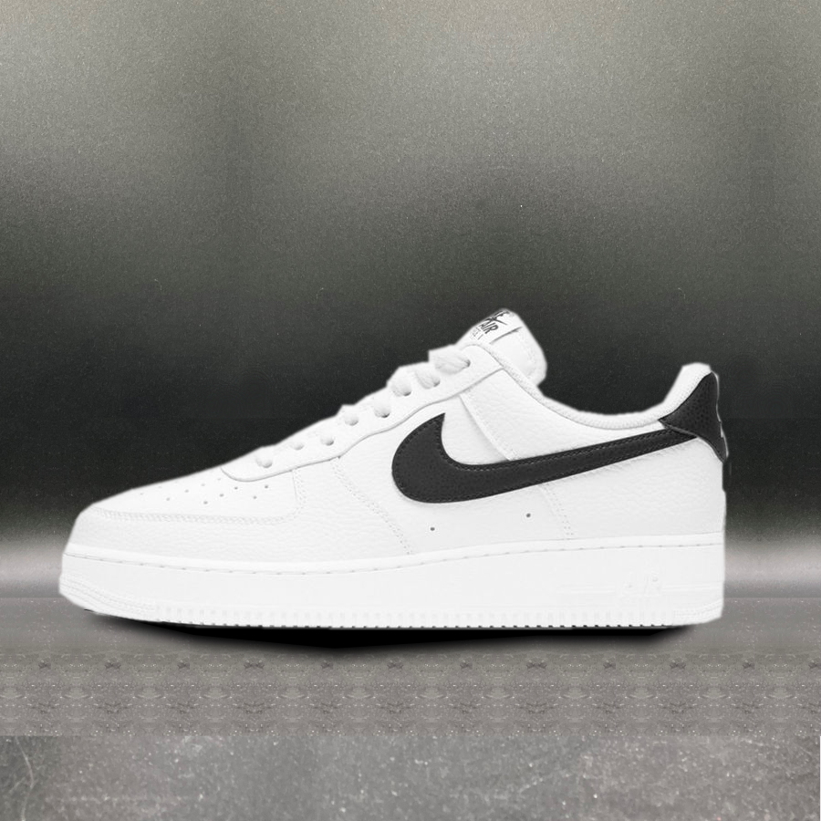 Nike Air Force 1 Low '07 White Black Pebbled Leather