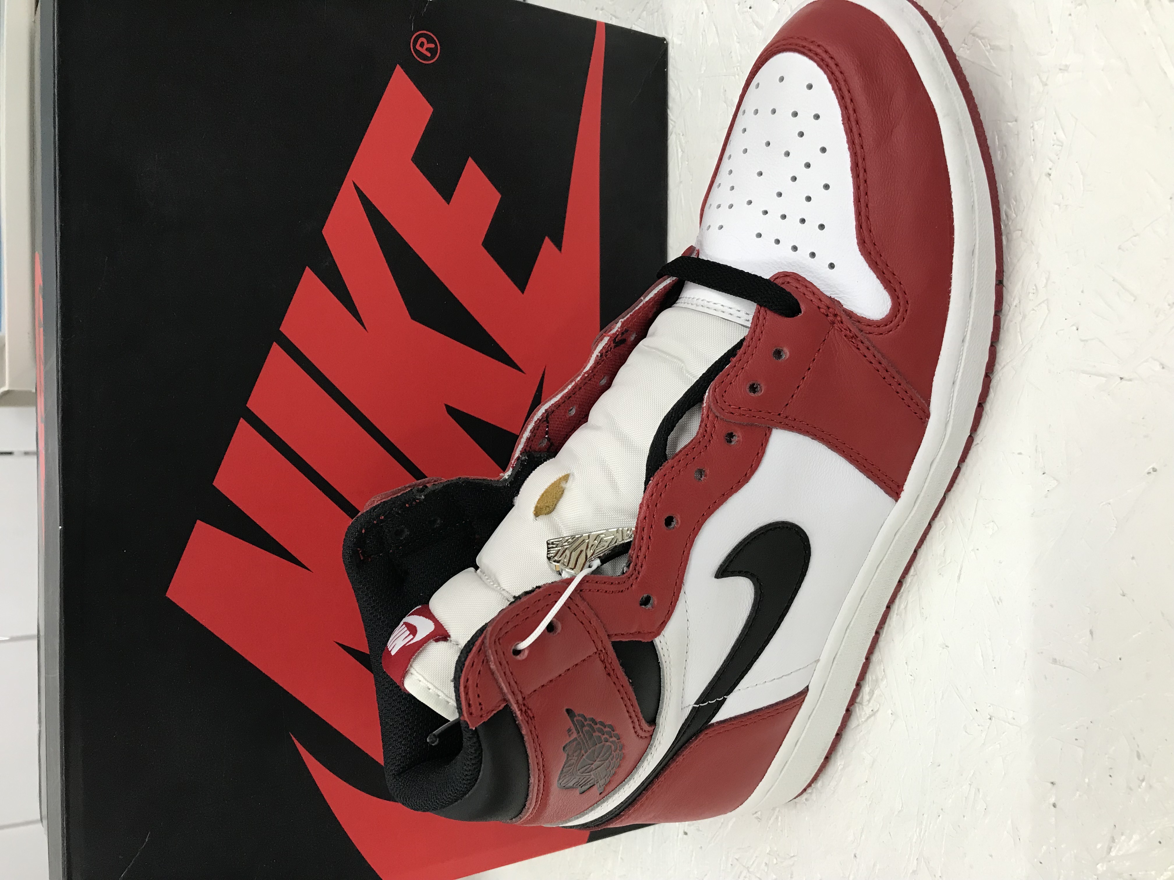 Nike ナイキ Air Jordan エアジョーダン 1 Retro High “Chicago ...