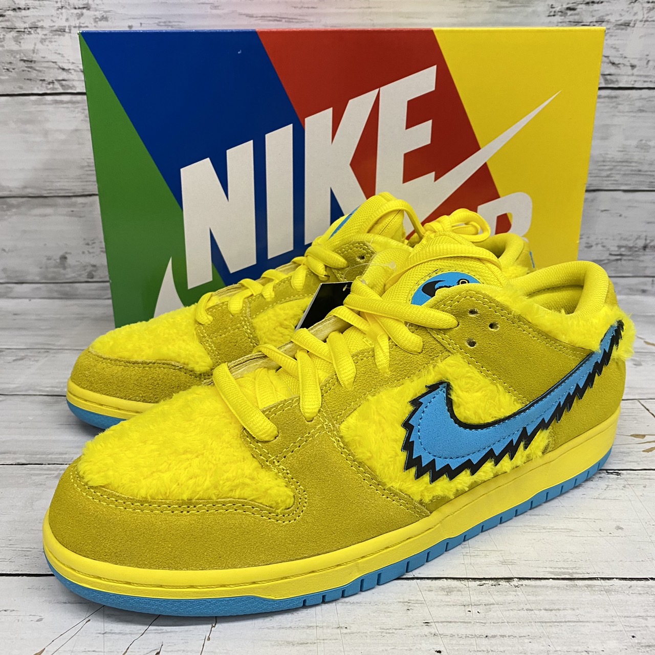 NIKE SB DUNK LOW GRATEFUL DEAD YELLOW